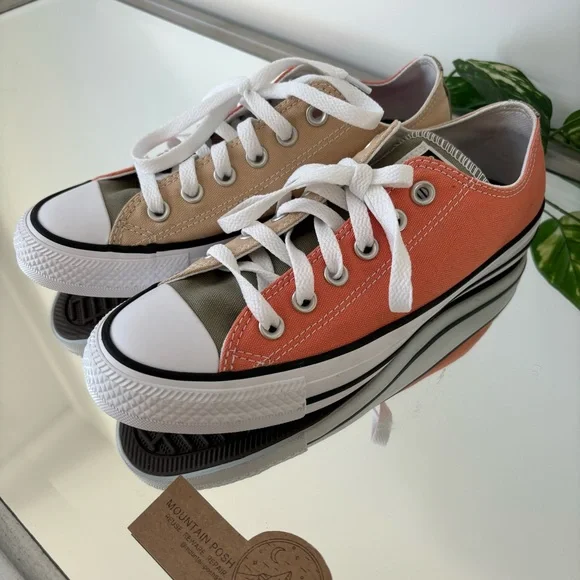 🆕 Converse | Women’s Colorblock Low-top Sneakers 7 - Picture 2 of 6